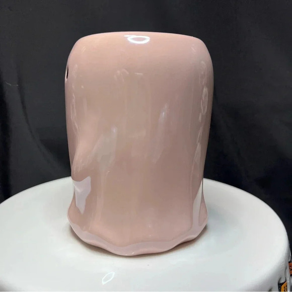 Cupcakes & Cashmere - Christian Siriano Pink & White Halloween Ghost Candles - Picture 6 of 12